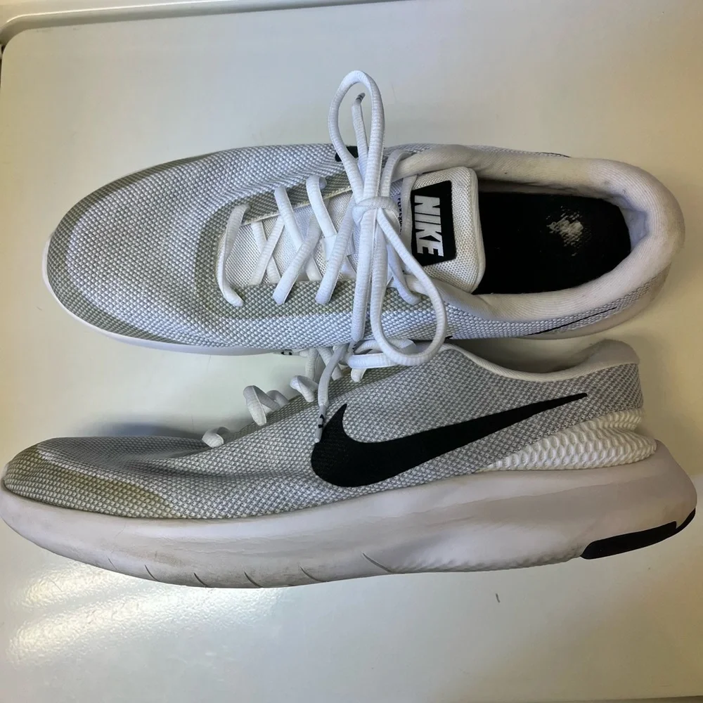 Nike Flex Experience White Mens Sneakers size 13 - Picture 1 of 6